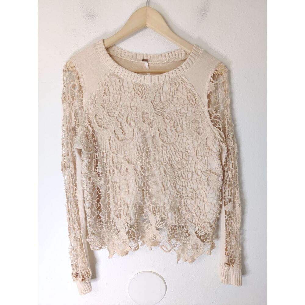 3/$20 Free People Cream Long Sleeve Lace Overlay Round Neck Sweater XS - Picture 2 of 8